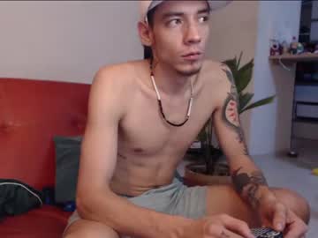 free nude cam man fratguysonline image #2856320