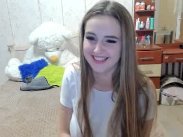 free nude cam girl emmika_ image #2761340