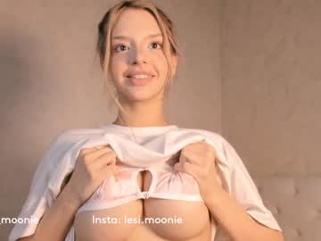free nude cam girl lesi_moonie image #6914288
